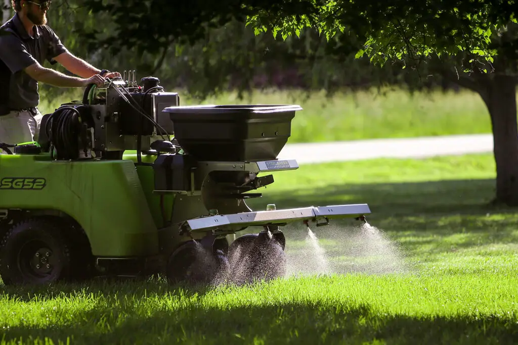 Lawn Fertilizer Spray